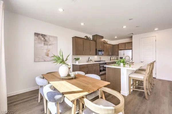 $522,990 | 5141 Hollyburn Court, North Las Vegas, NV 89031