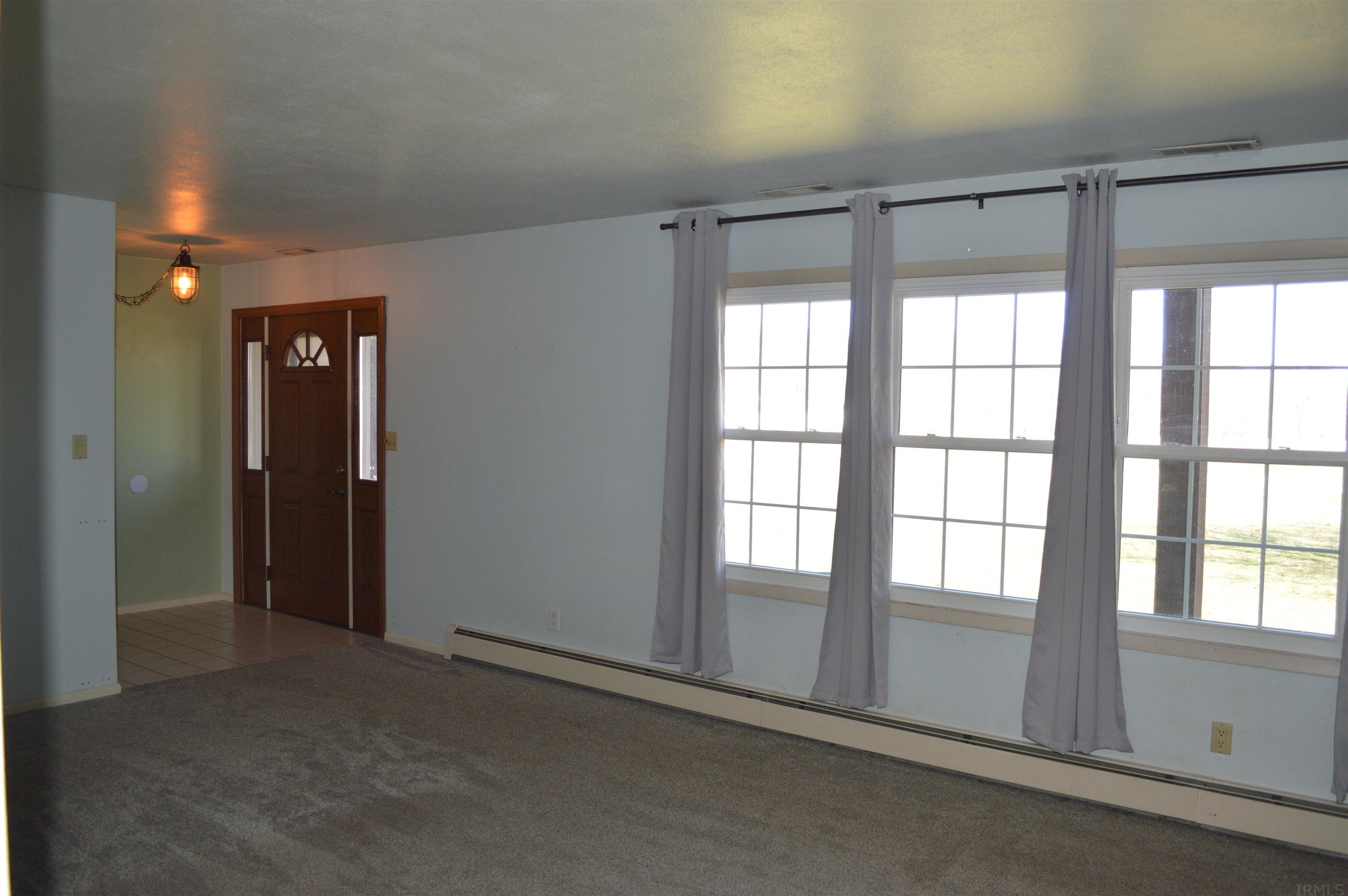 1044 Kelly Street Rome City, IN 46784 - Photo 3 of 19 Gallery Image 3