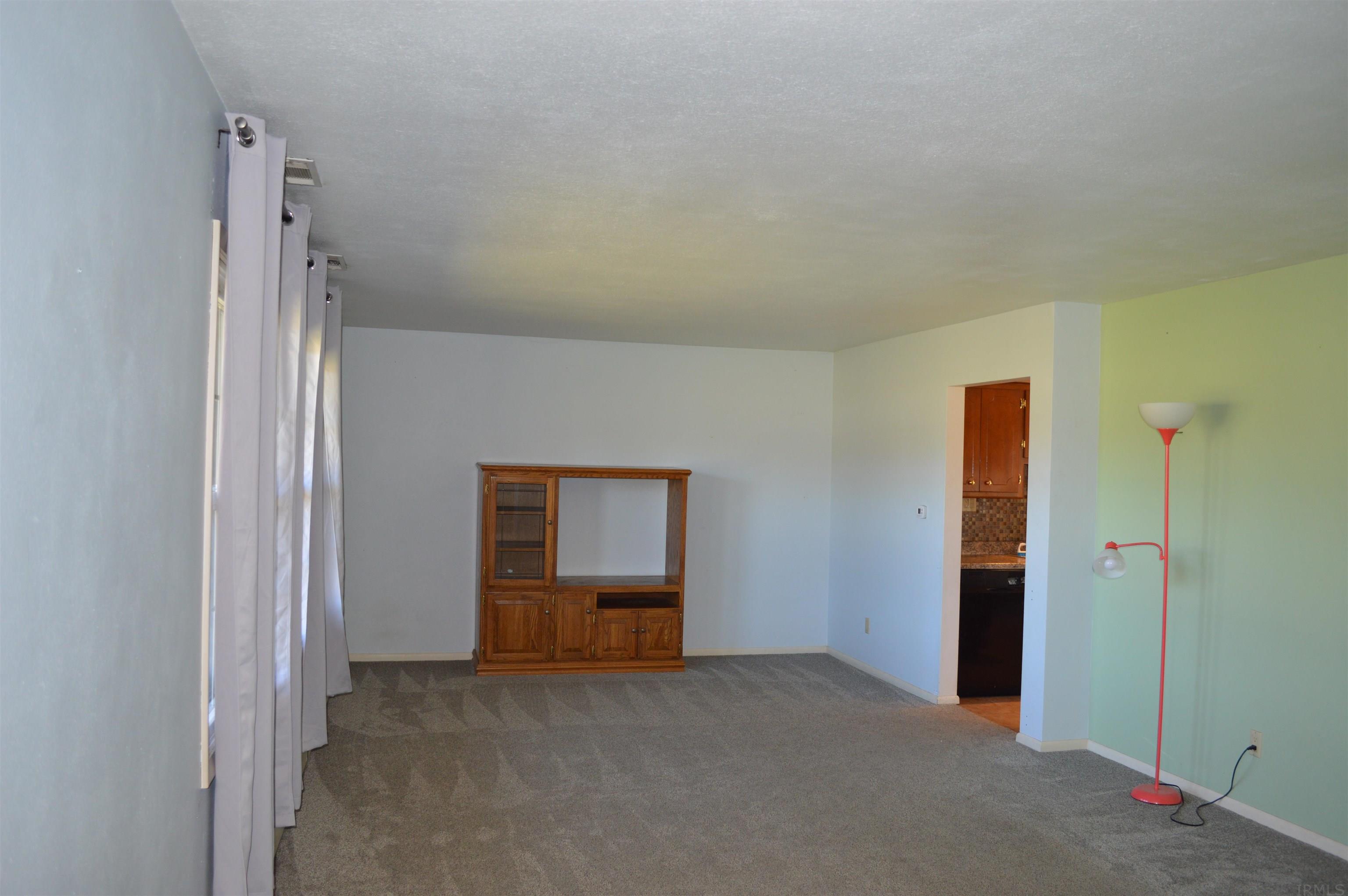 1044 Kelly Street Rome City, IN 46784 - Photo 4 of 19 Gallery Image 4