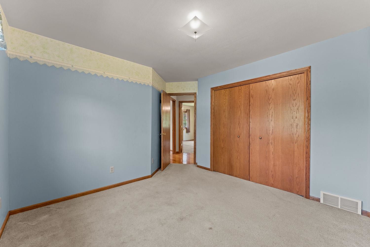 1827 Huntington Park Drive Reedsburg, WI 53959 - Photo 26 of 38