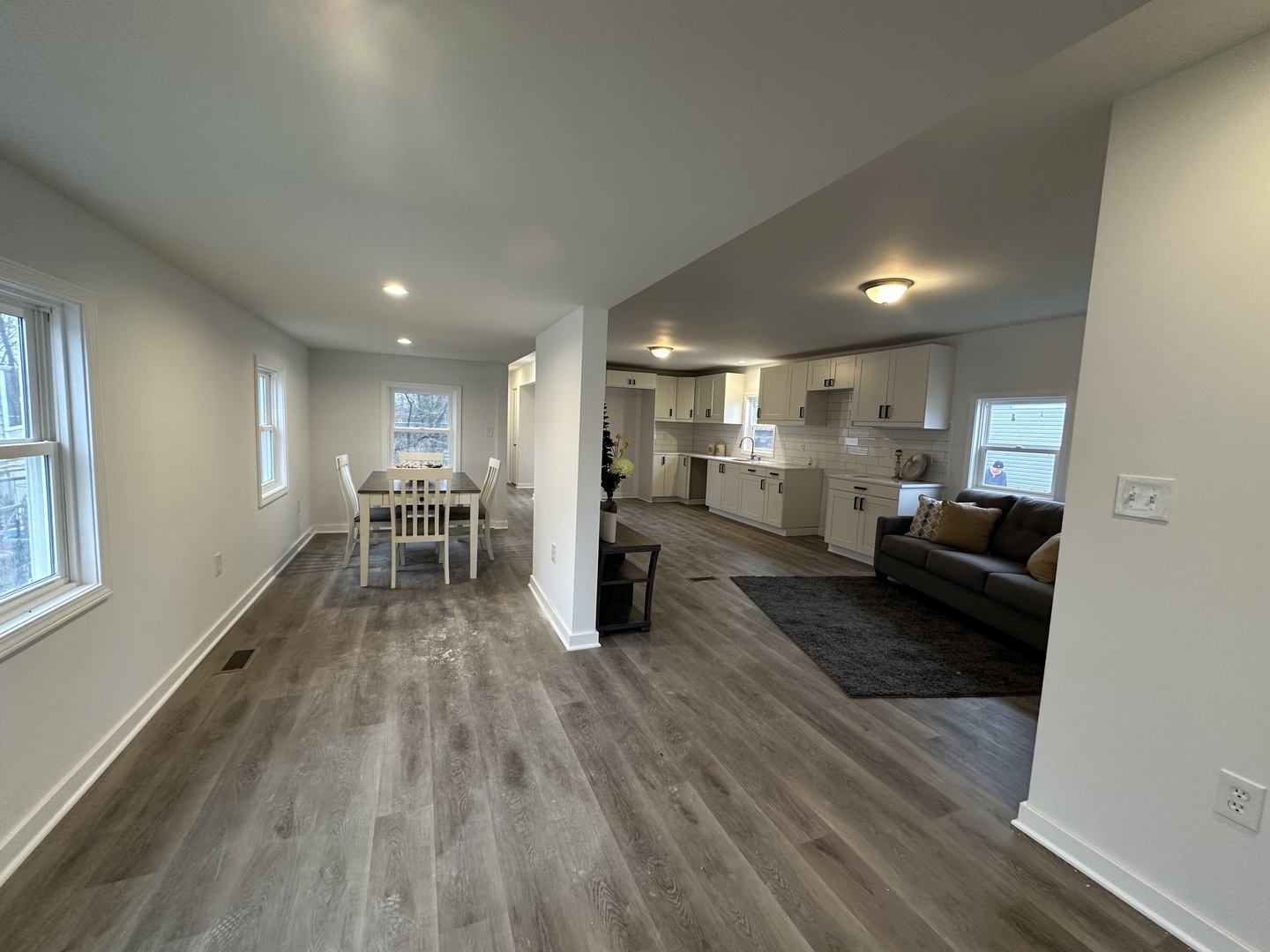 242 Blackthorn Road Matteson, IL 60443 - Photo 18 of 20 Gallery Image 18