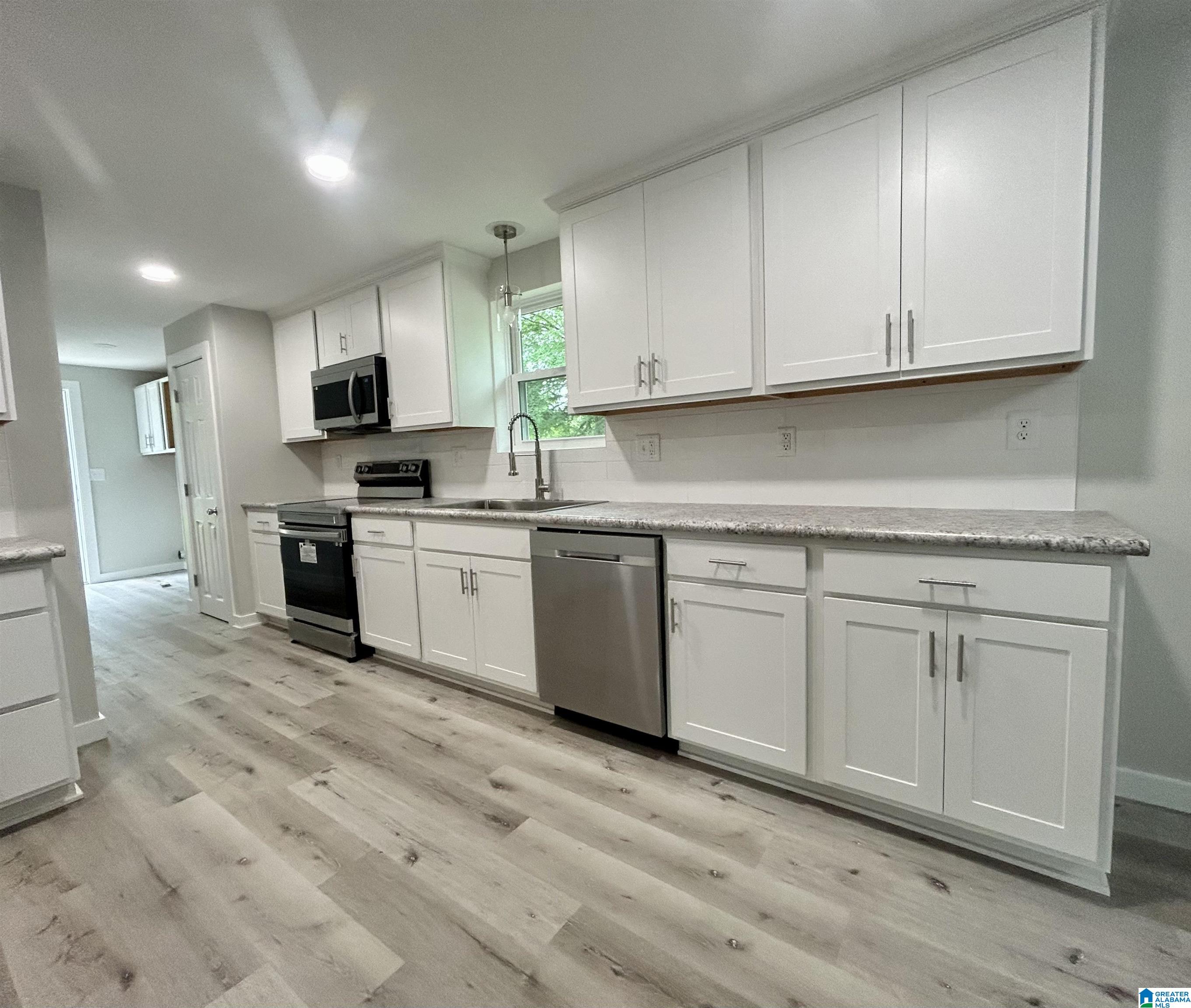 786 Merlin Drive Calera, AL 35040 - Photo 14 of 31