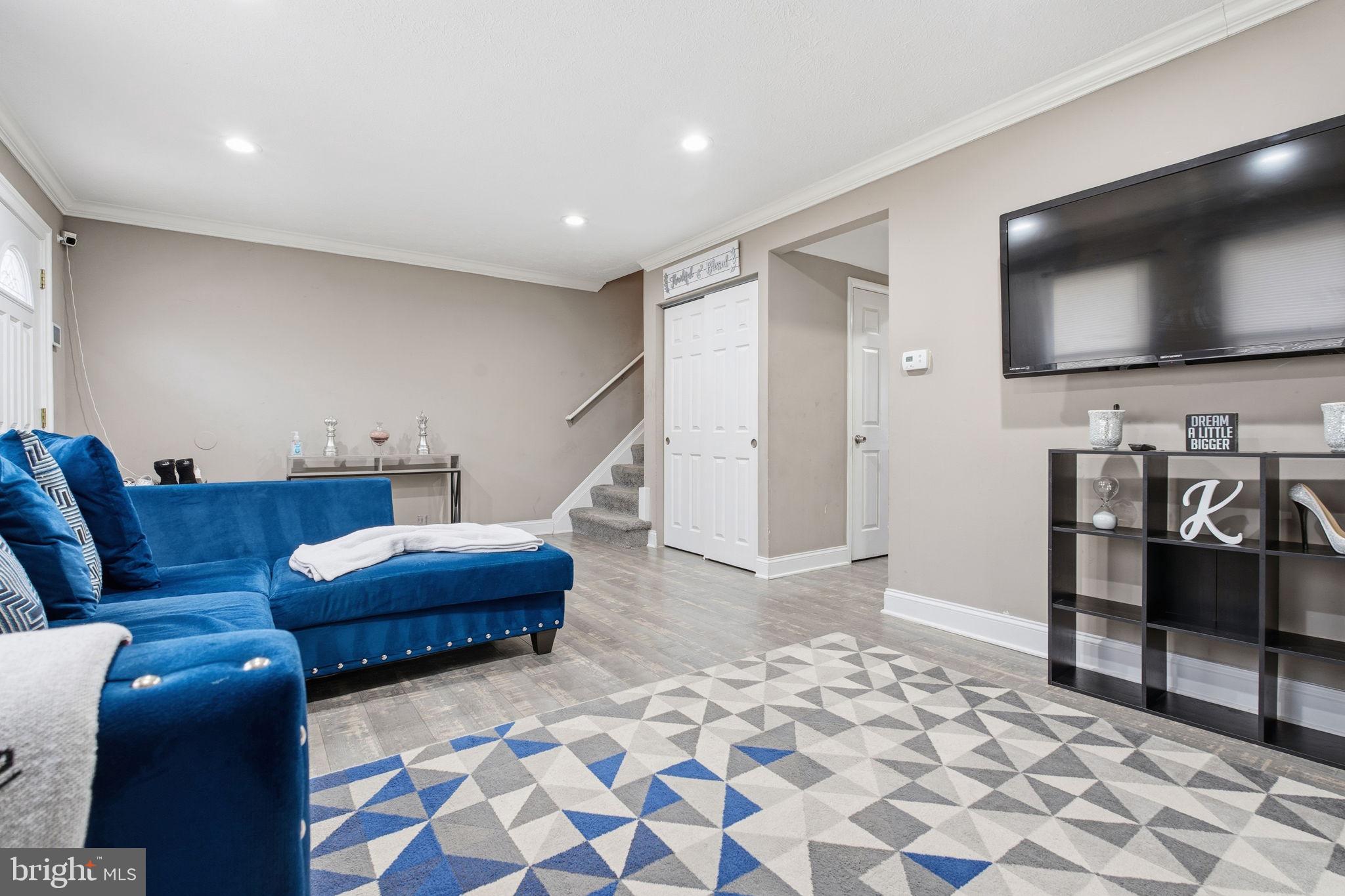620 Yorkshire Drive Edgewood, MD 21040 - Photo 5 of 31 a living room with furniture and a flat screen tv