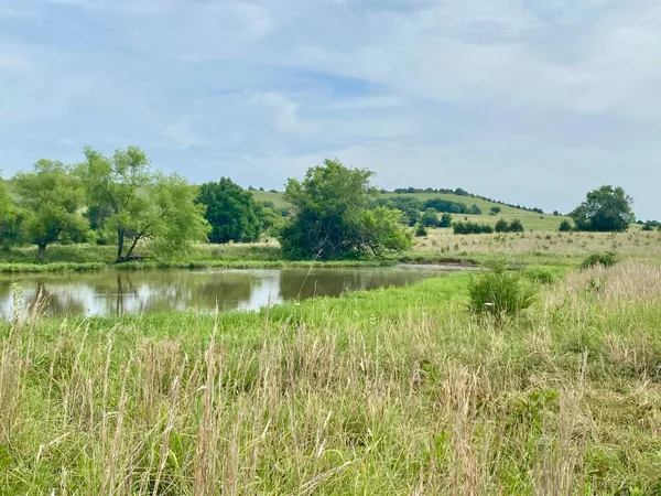 $299,000 | 1380 4000th Road, Elk City, KS 67344