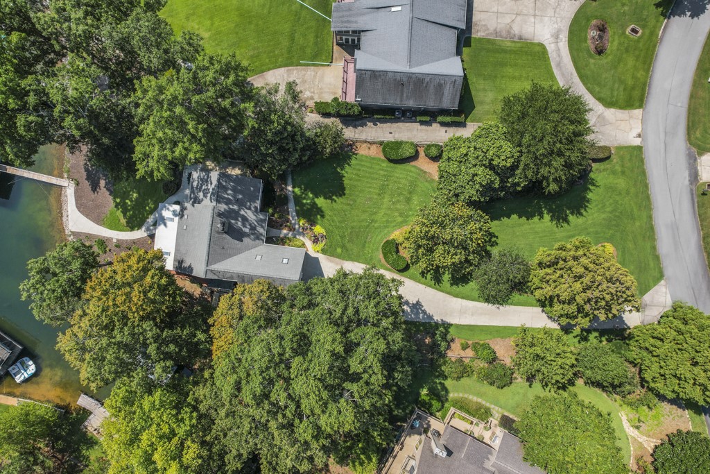 23312 White Harbour Road Seneca, SC 29672 - Photo 9 of 39 Gallery Image 9