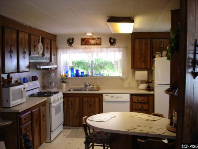14007 Epidote Court Reno, NV 89521 - Photo 5 of 9
