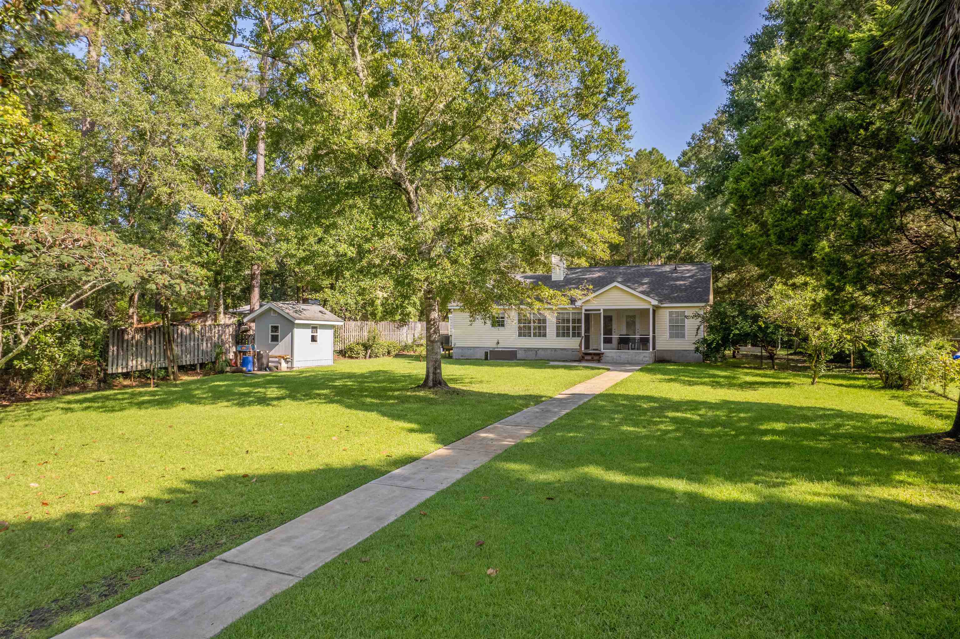 11 Green Road Sopchoppy, FL 32358 - Photo 12 of 41