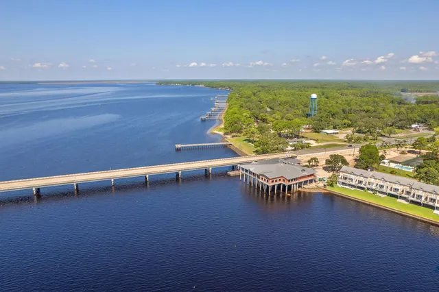 $484,000 | 11 Green Road, Sopchoppy, FL 32358