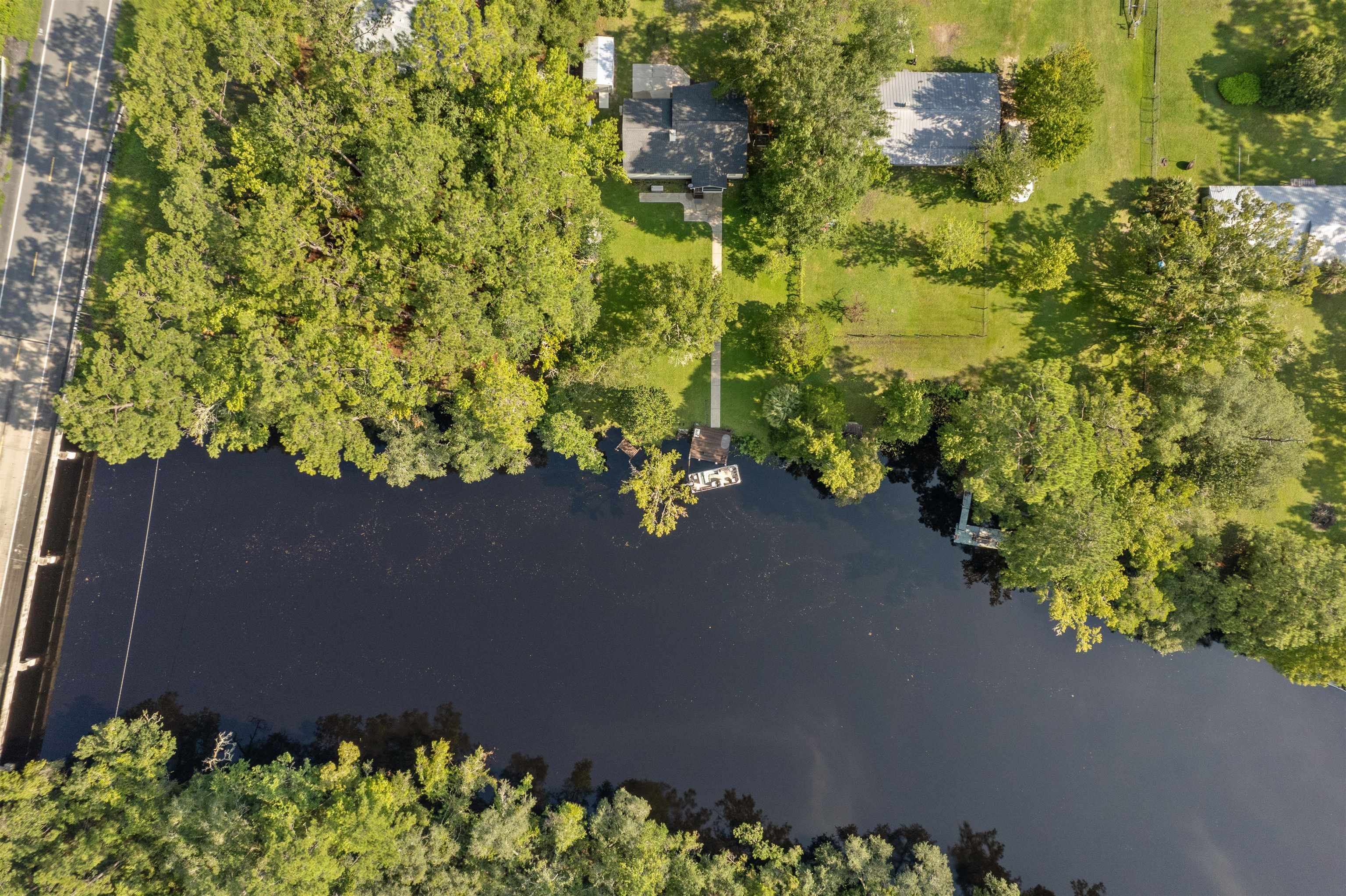 11 Green Road Sopchoppy, FL 32358 - Photo 7 of 41