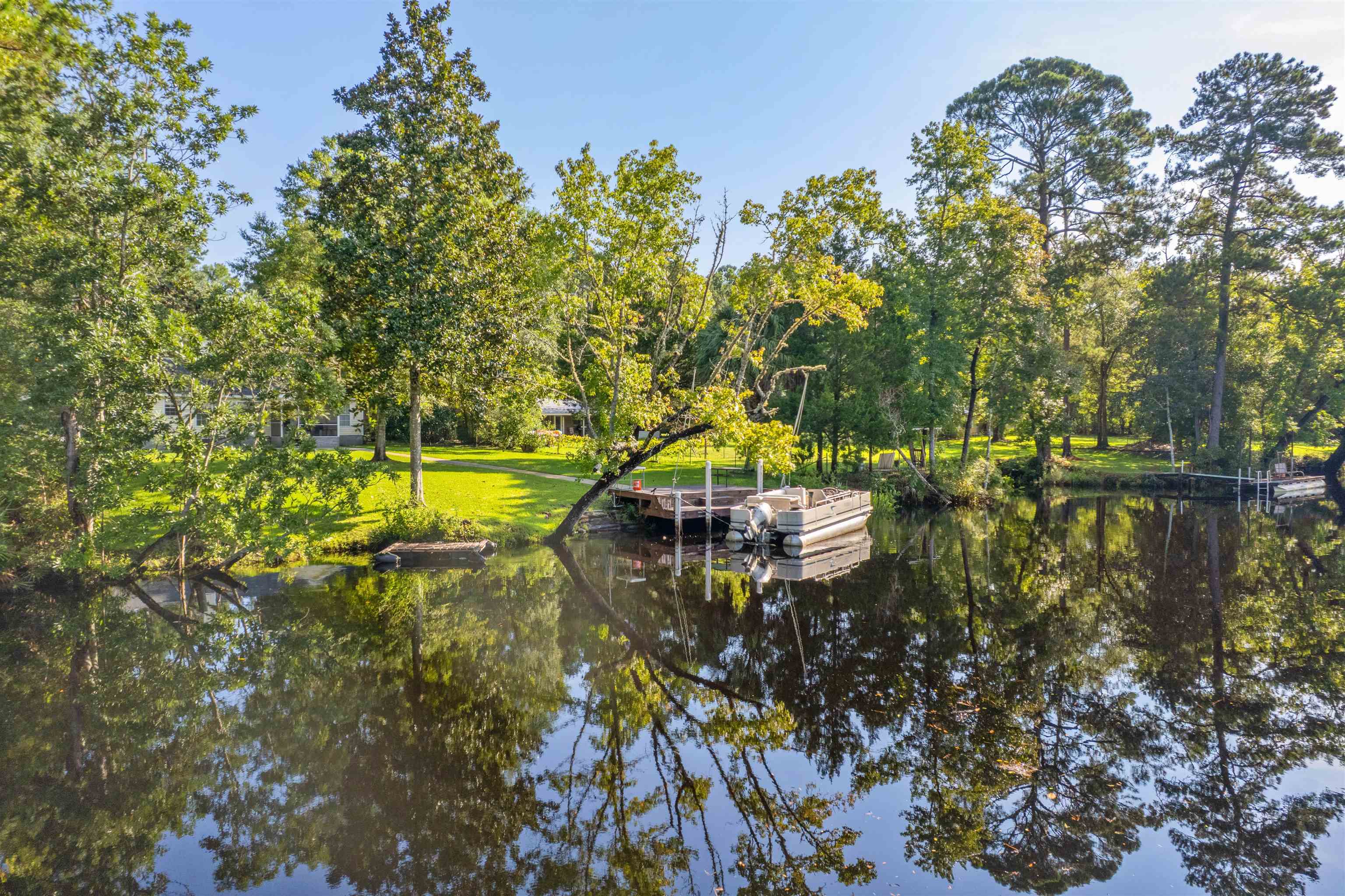 11 Green Road Sopchoppy, FL 32358 - Photo 10 of 41