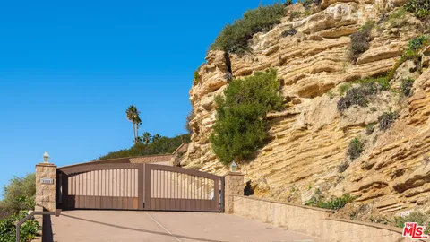 $9,995,000 | 29821 Pacific Coast Highway, Malibu, CA 90265