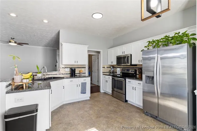 $274,800 | 1000 Foxhound Court, Fayetteville, NC 28314