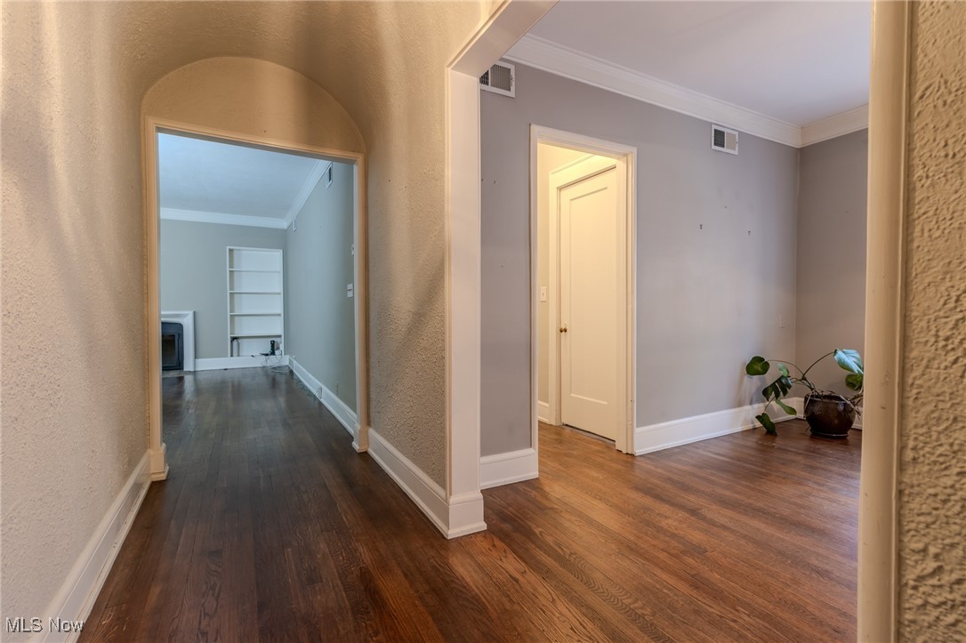2511 Overlook Road, Unit 4 Cleveland, OH 44106 - Photo 13 of 50