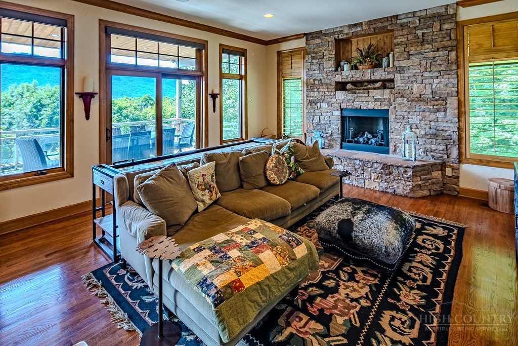 1031 Ridge Drive Linville, NC 28646 - Photo 17 of 35 Gallery Image 17