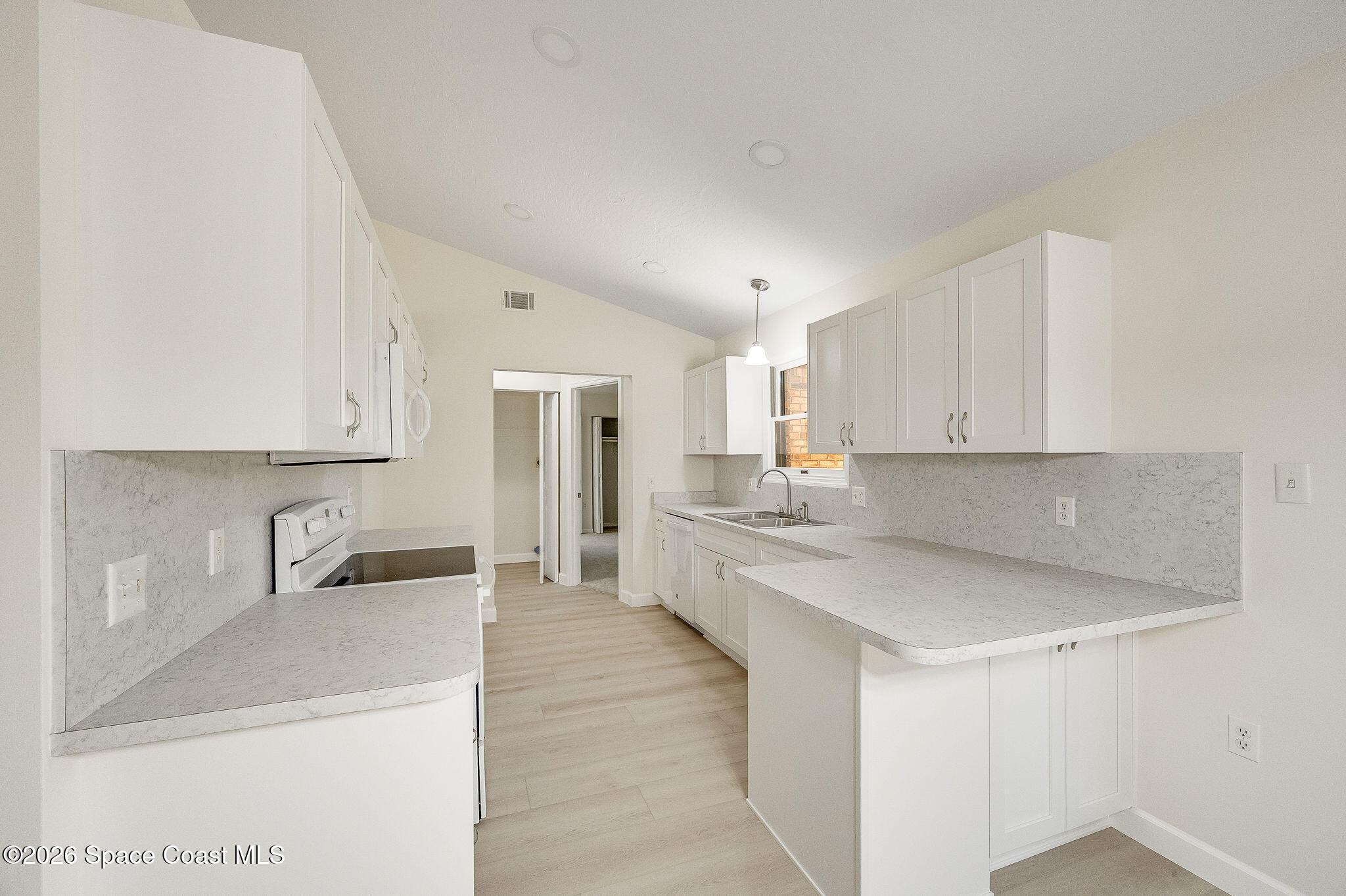 5333 Holden Road Cocoa, FL 32927 - Photo 13 of 51 Kitchen