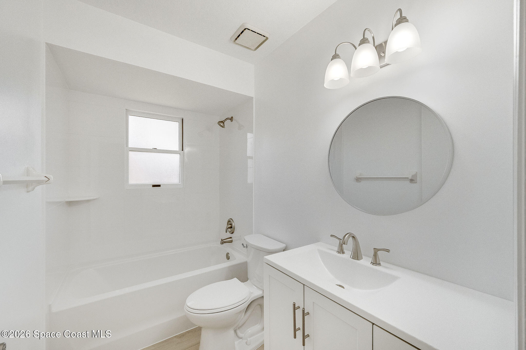 5333 Holden Road Cocoa, FL 32927 - Photo 28 of 51 Guest Bathroom