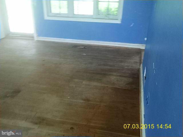 6045 Moorehead Road Catonsville, MD 21228 - Photo 9 of 11 Interior (General)