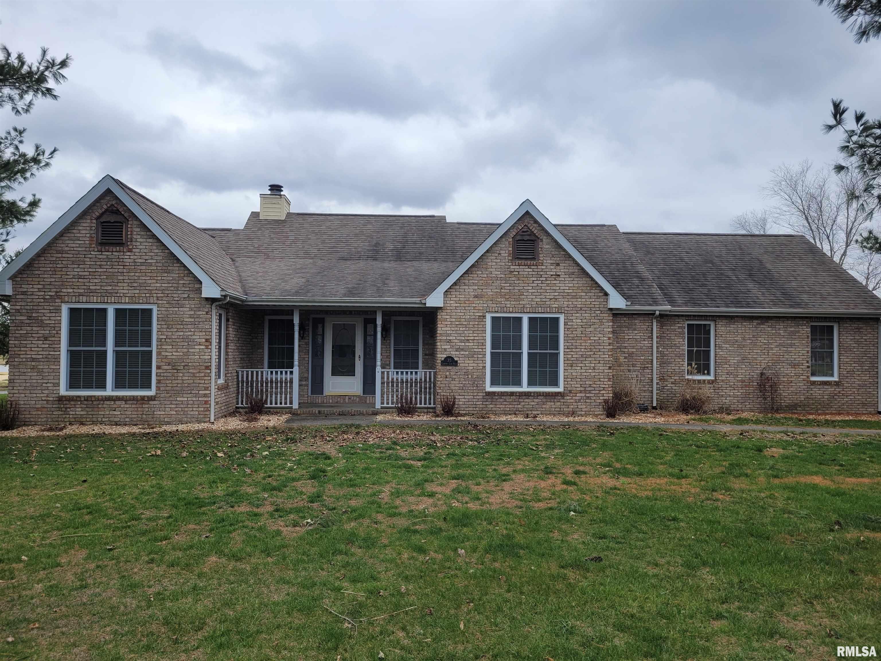 35 Country Club Road Mount Vernon, IL 62864 - Photo 3 of 31 Gallery Image 3