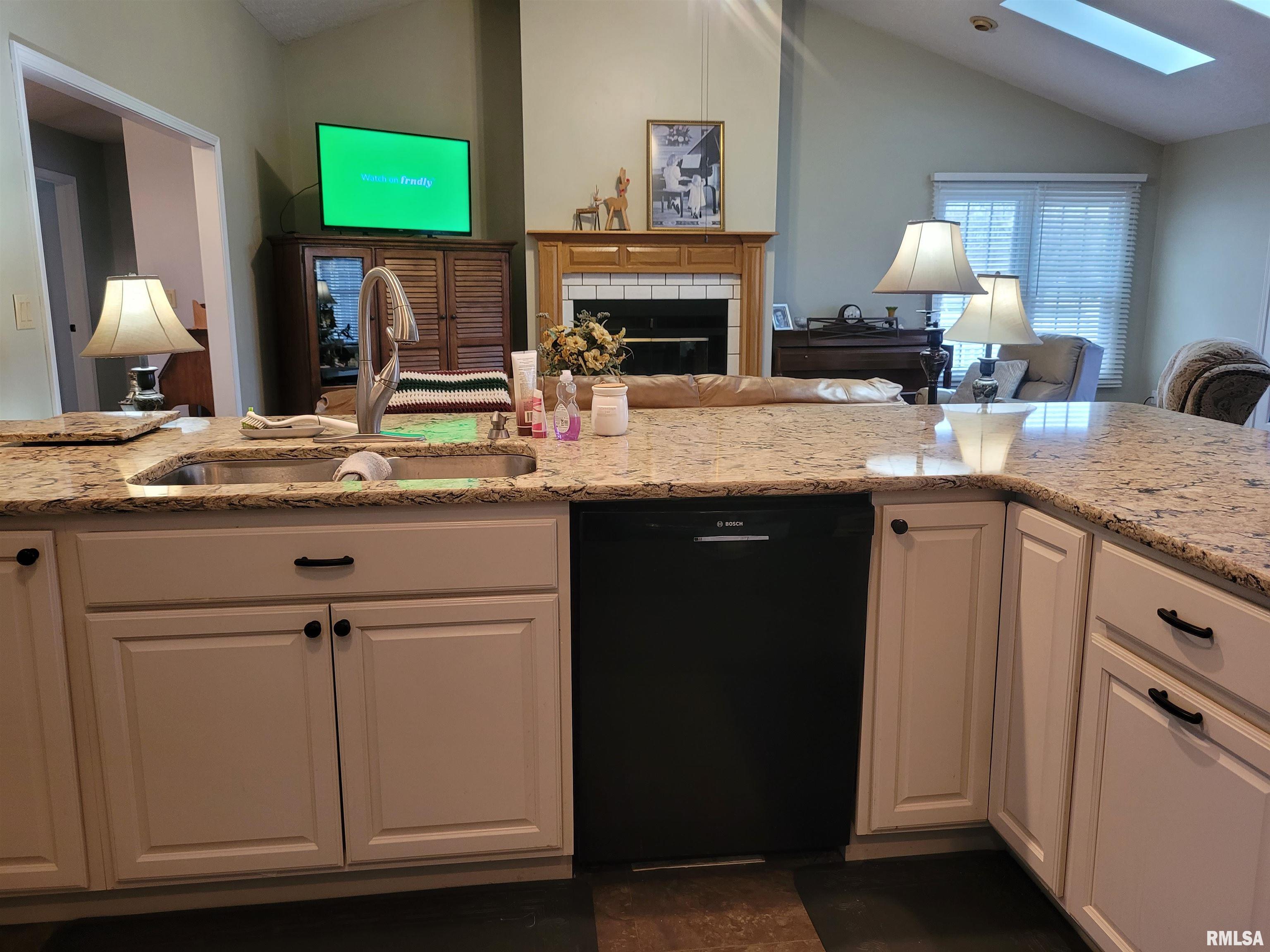 35 Country Club Road Mount Vernon, IL 62864 - Photo 8 of 31 Gallery Image 8
