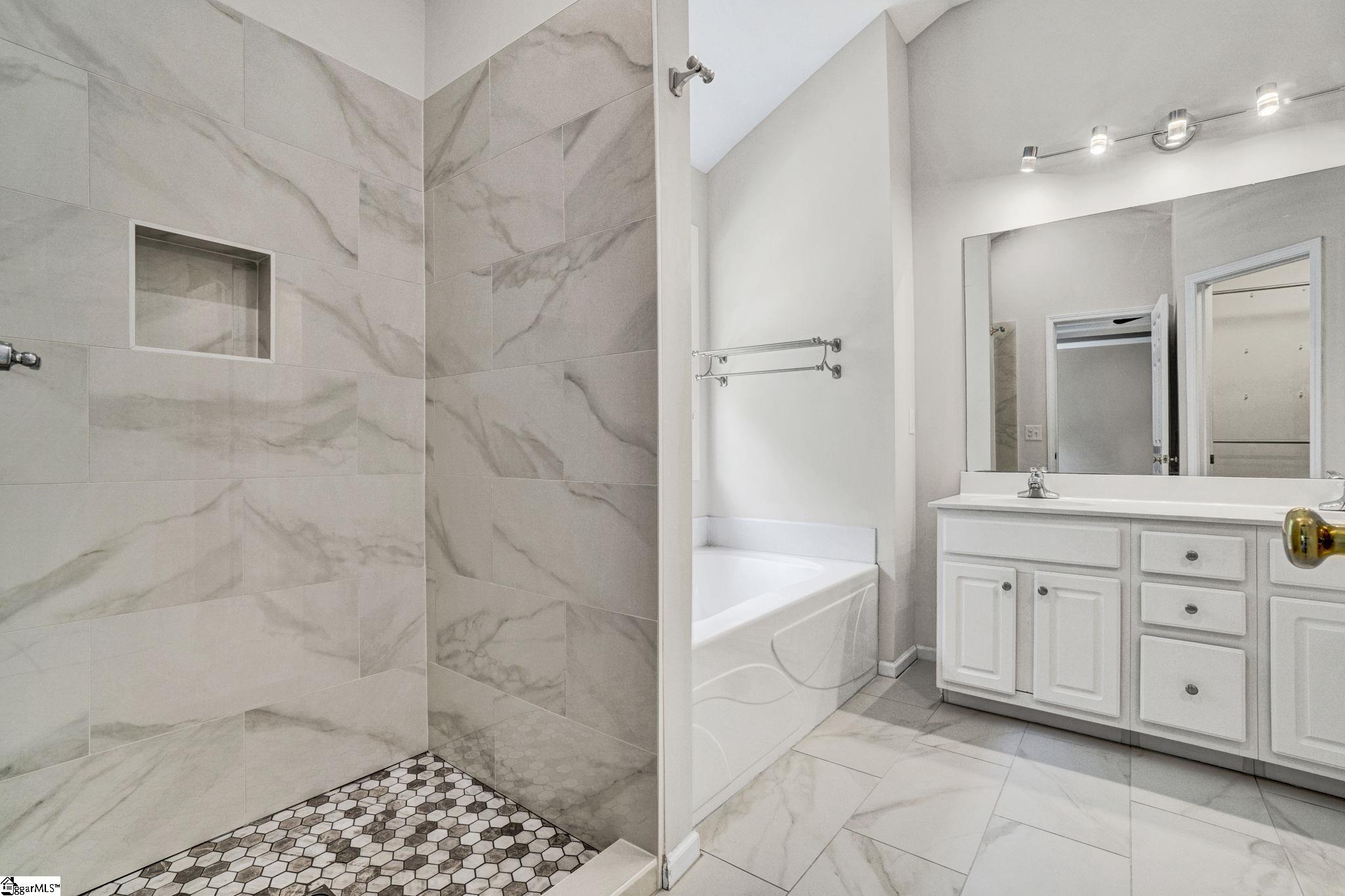 905 Morning Mist Lane Simpsonville, SC 29680 - Photo 16 of 40