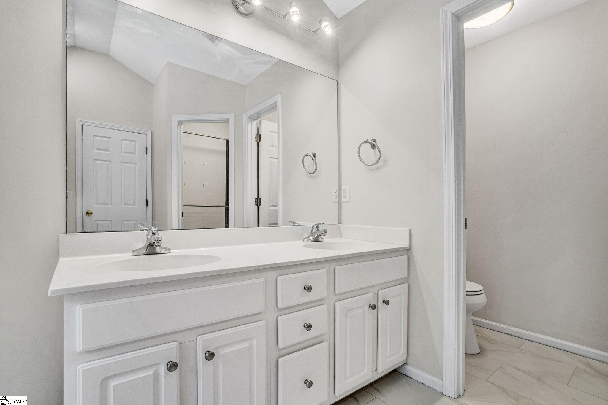 905 Morning Mist Lane Simpsonville, SC 29680 - Photo 18 of 40