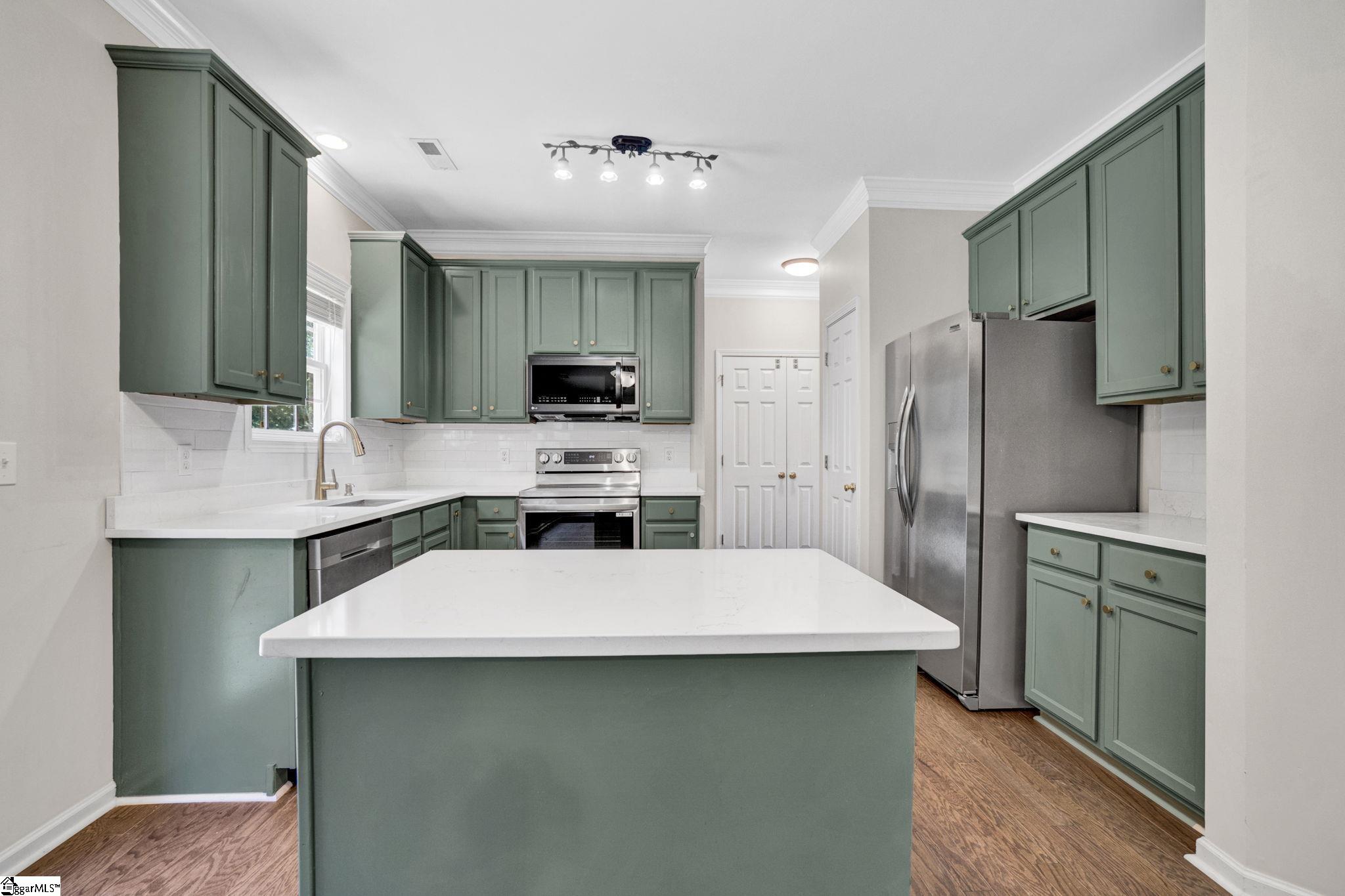 905 Morning Mist Lane Simpsonville, SC 29680 - Photo 5 of 40