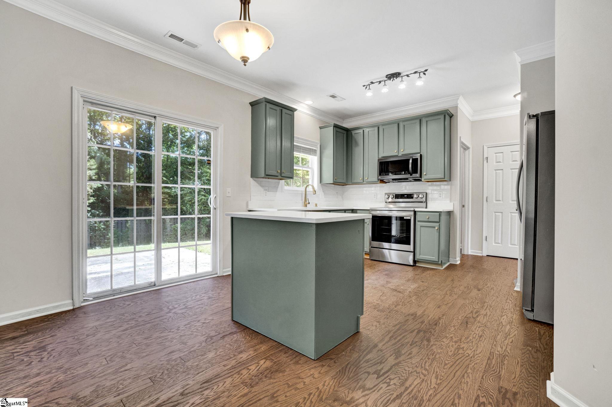 905 Morning Mist Lane Simpsonville, SC 29680 - Photo 6 of 40