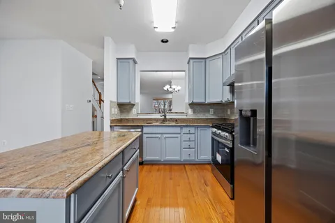 $695,000 | 9748 Washingtonian Boulevard, Gaithersburg, MD 20878