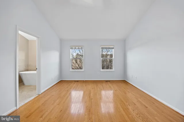 $695,000 | 9748 Washingtonian Boulevard, Gaithersburg, MD 20878