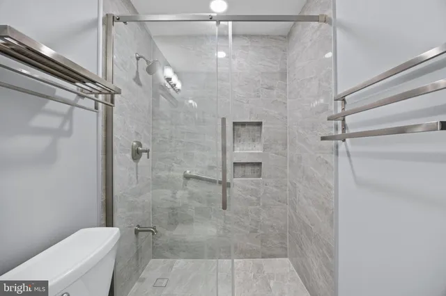 $695,000 | 9748 Washingtonian Boulevard, Gaithersburg, MD 20878