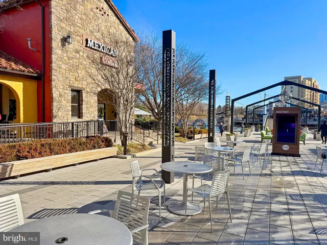 $695,000 | 9748 Washingtonian Boulevard, Gaithersburg, MD 20878