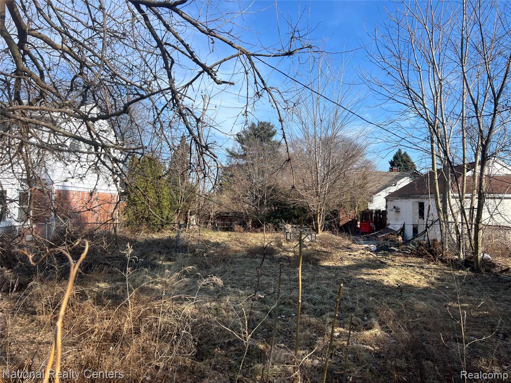 0 Elmwood Eastpointe, MI 48021 - Photo 1 of 2