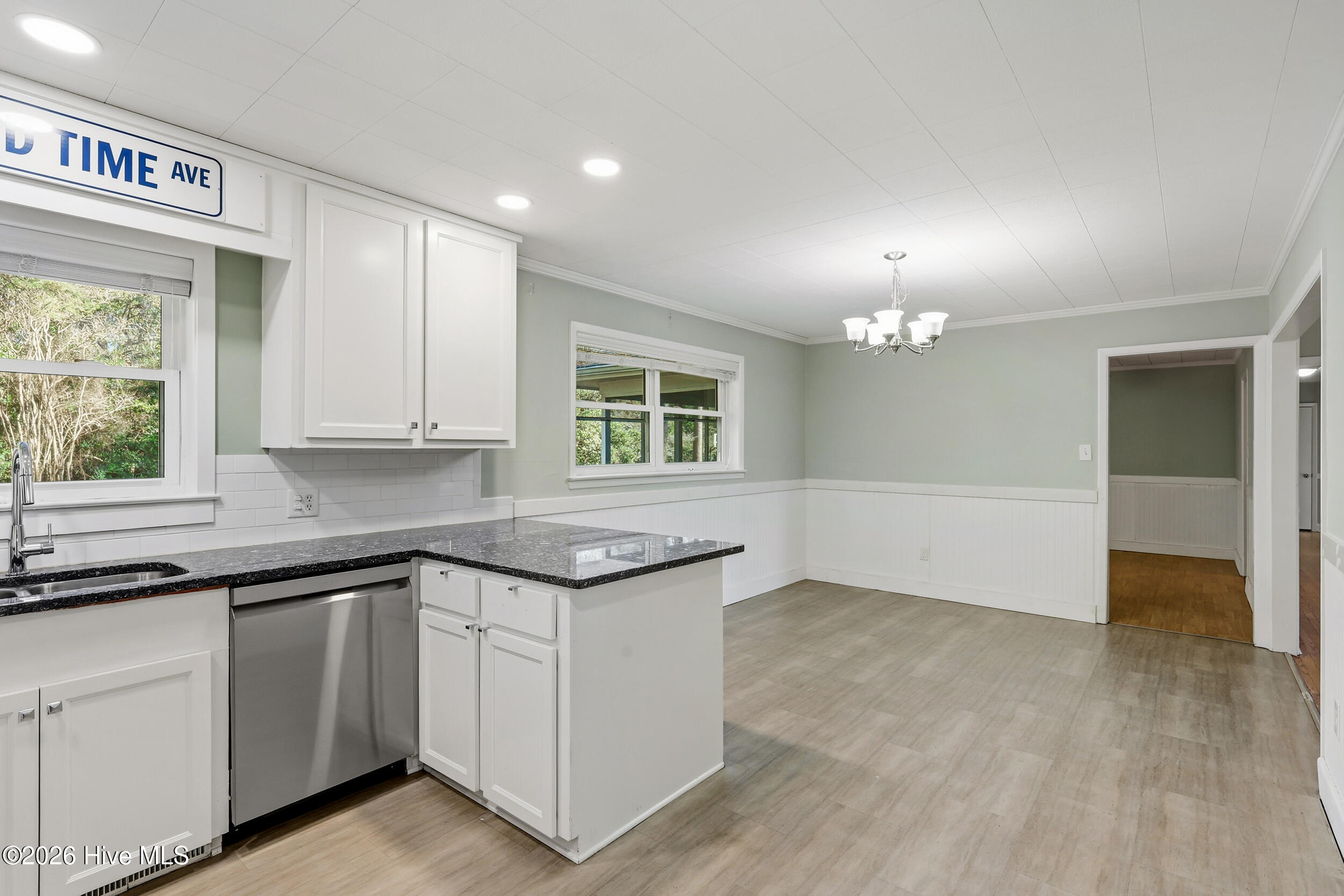 4419 Cascade Road Wilmington, NC 28409 - Photo 15 of 42 17_img_8332