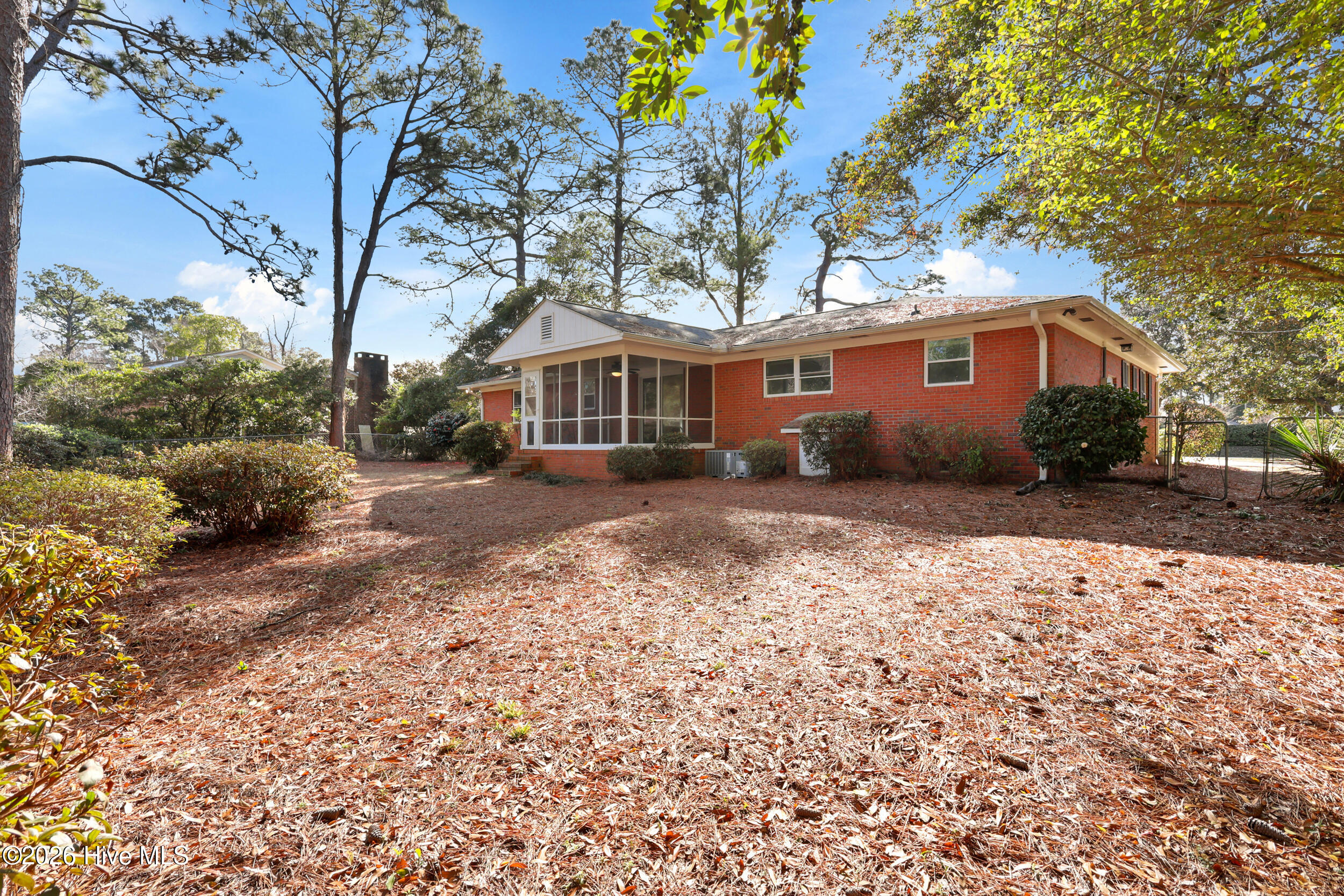 4419 Cascade Road Wilmington, NC 28409 - Photo 32 of 42 34_img_8369