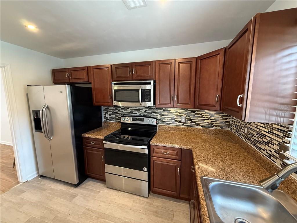 2910 Webb Bridge Road Alpharetta, GA 30009 - Photo 12 of 29