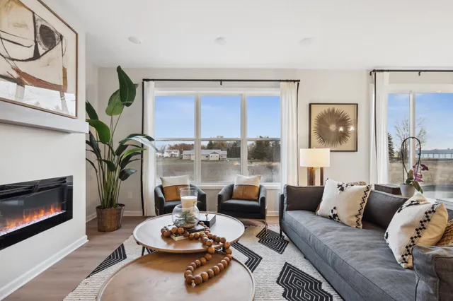 $565,000 | 978 Big Woods Drive, Delano, MN 55328