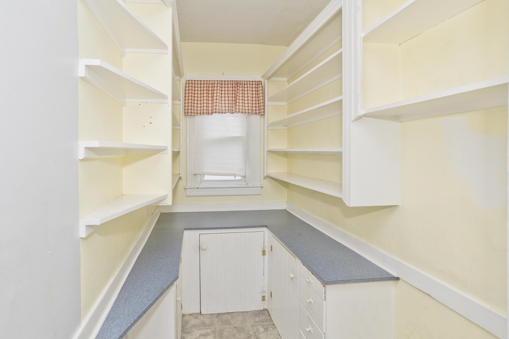 407-409 Sumner Avenue Springfield, MA 01108 - Photo 8 of 37