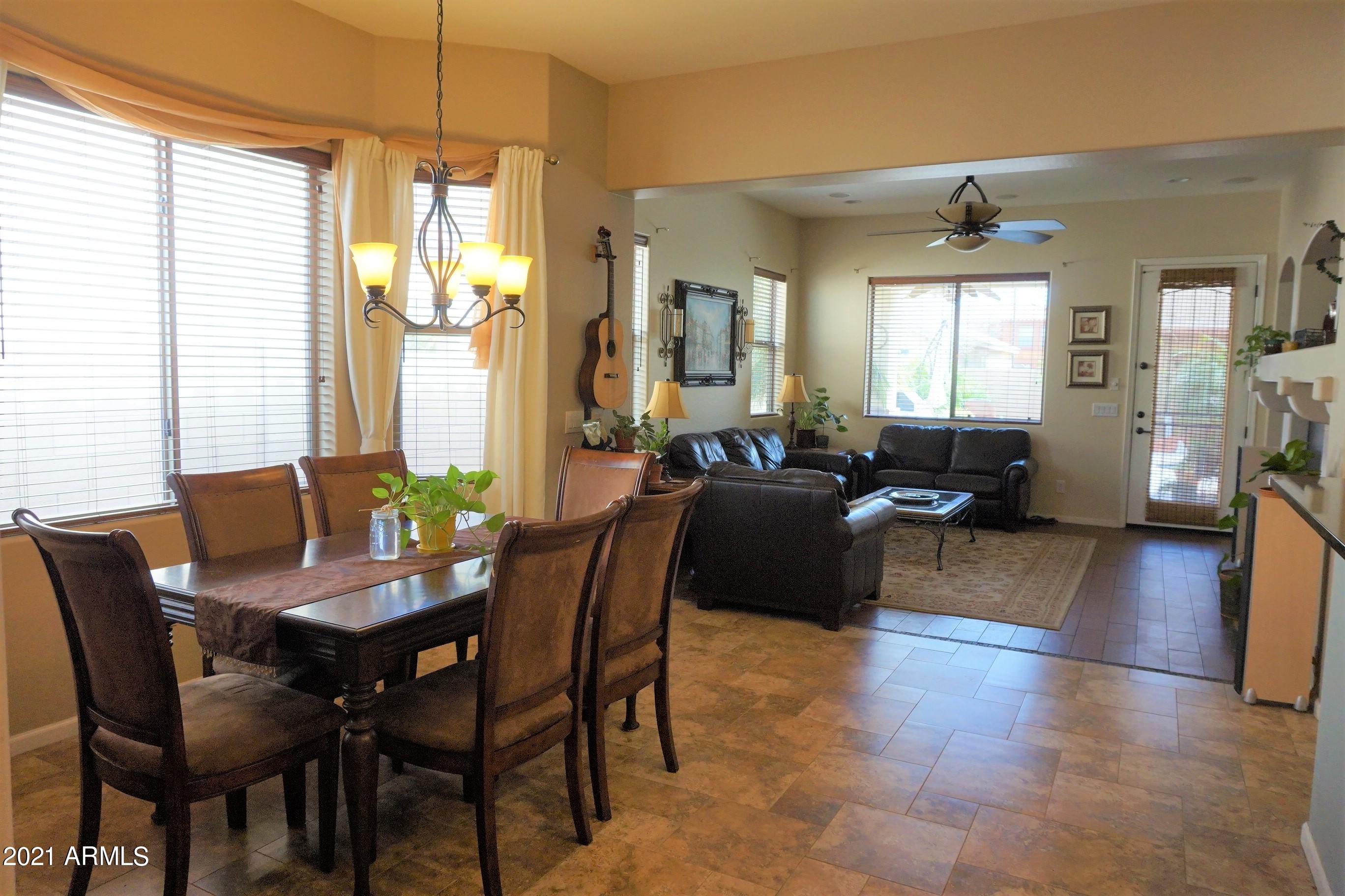 1857 South Racine Lane Gilbert, AZ 85295 - Photo 8 of 36 dining