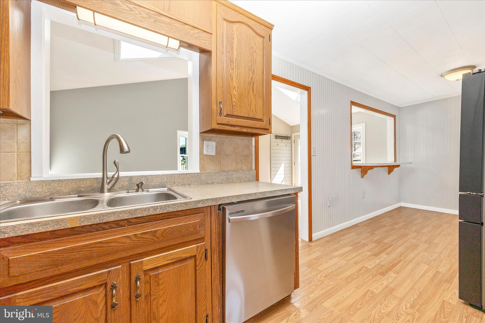 8615 Chestnut Grove Road Frederick, MD 21701 - Photo 19 of 53 Kitchen