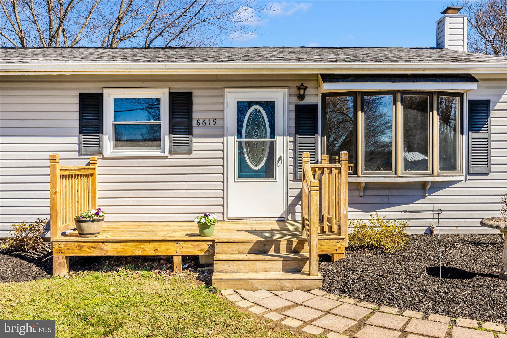 8615 Chestnut Grove Road Frederick, MD 21701 - Photo 4 of 53 Exterior Front