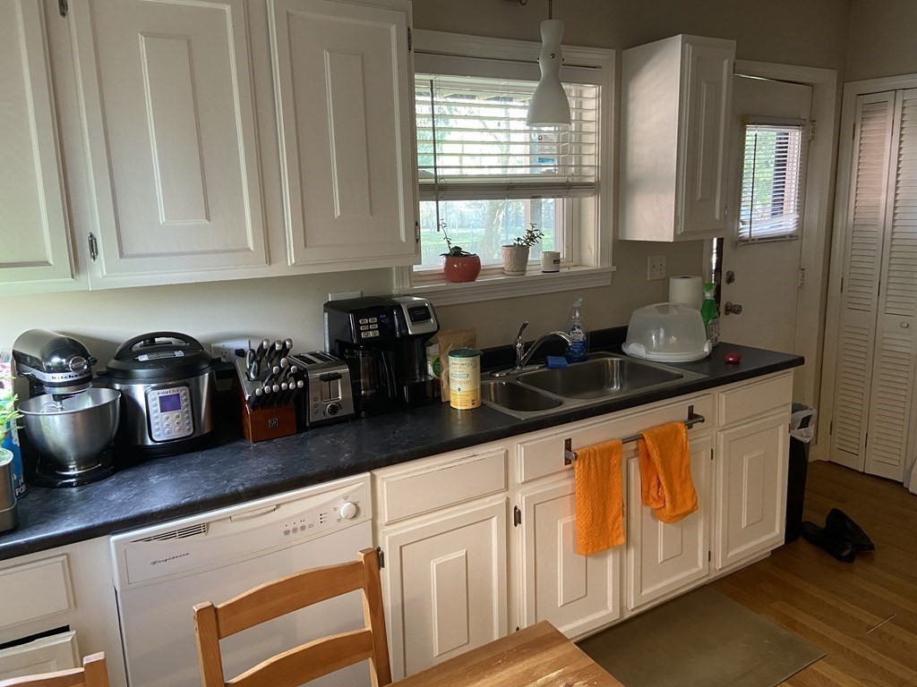 10 Rena Street, Unit 1 Boston, MA 02134 - Photo 3 of 22