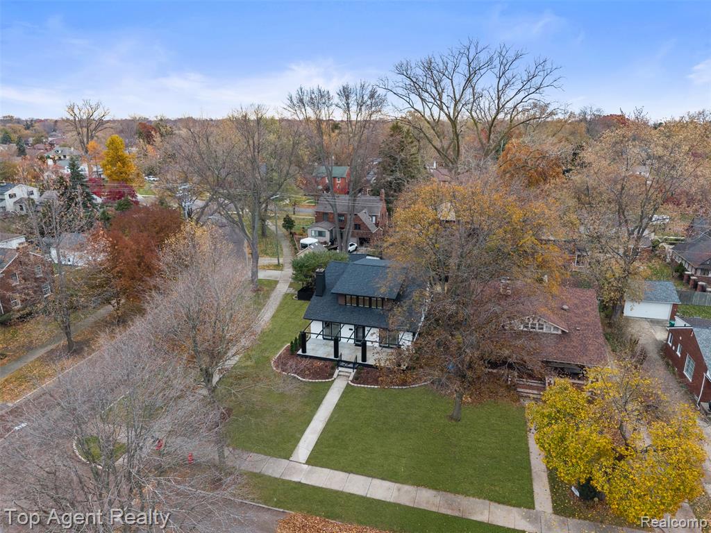 784 Barrington Road Grosse Pointe, MI 48230 - Photo 48 of 55