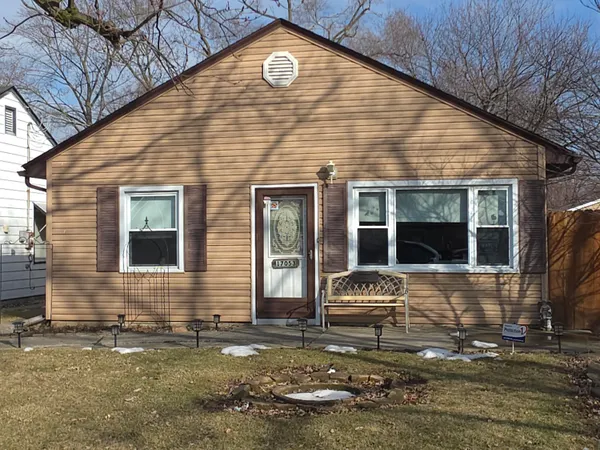 $120,000 | 17053 Lorenz Avenue, Lansing, IL 60438