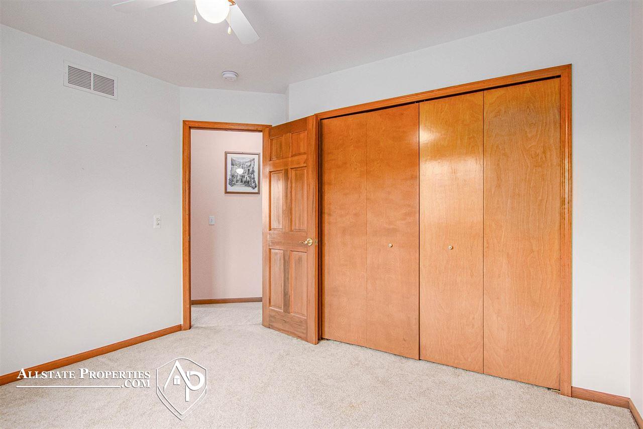 6055 Tripp Road Holly, MI 48442 - Photo 9 of 29 50068878-8.JPG