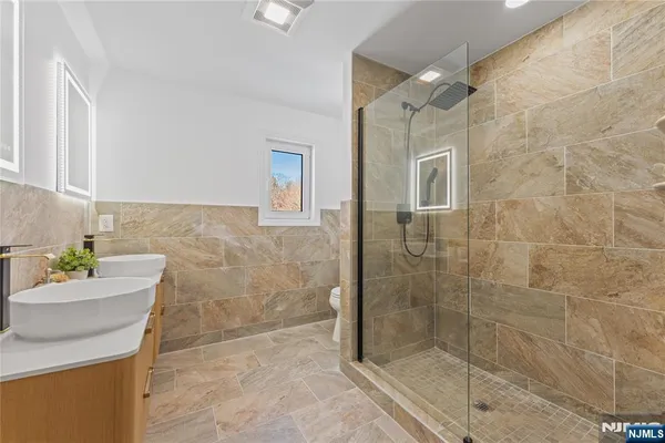 $1,599,000 | 1690 Hamburg Turnpike, Wayne, NJ 07470