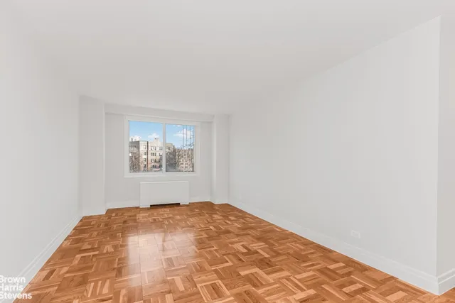 $360,000 | 3333 Henry Hudson Parkway, Unit 4B | Riverdale