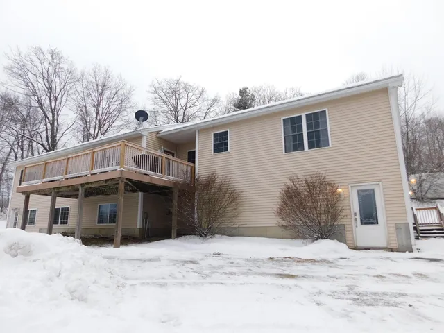 $449,000 | 17 Aspen Way, Turner, ME 04282