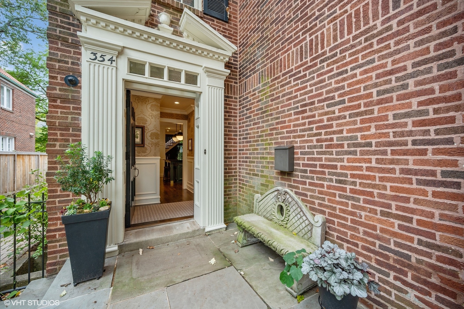 354 Elder Lane Winnetka, IL 60093 - Photo 4 of 71