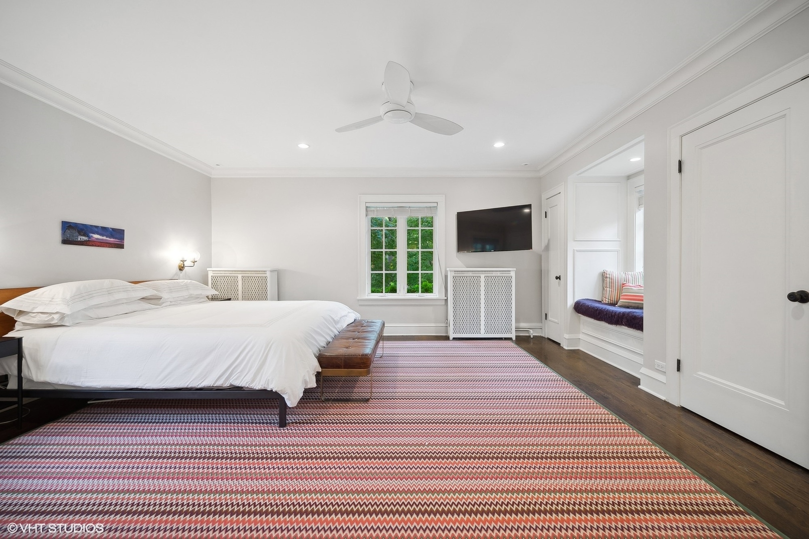 354 Elder Lane Winnetka, IL 60093 - Photo 53 of 71 a spacious bedroom with a bed and a window