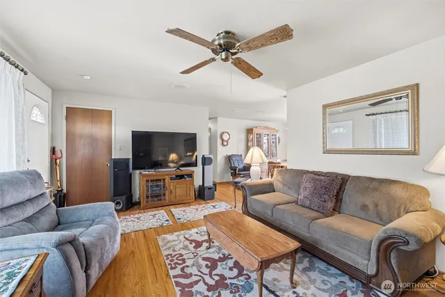 $460,000 | 1920 Mountain View Drive, Mount Vernon, WA 98273